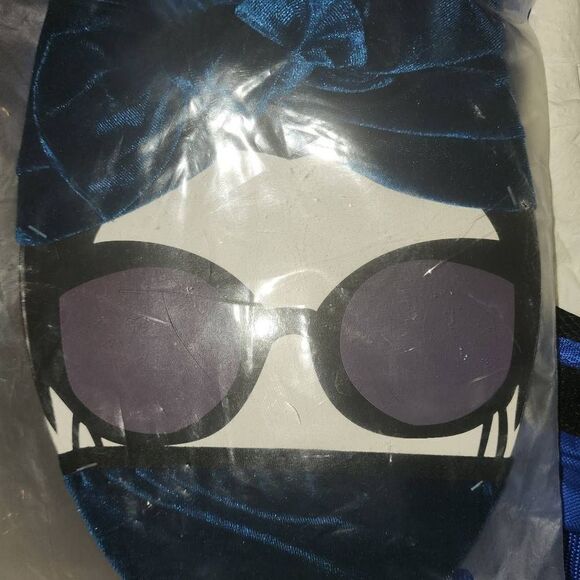 Chic On Fleek Mask and Turbin - Picture 1 of 1